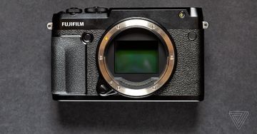 Fujifilm GFX 50R test par The Verge