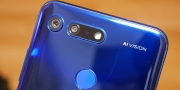 Honor View 20 reviewed by MobileTechTalk