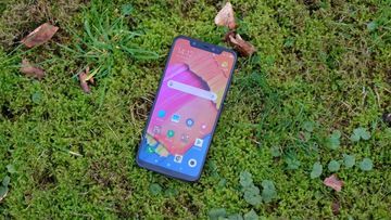 Xiaomi Mi 8 reviewed by Trusted Reviews