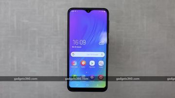 Samsung Galaxy M10 reviewed by Gadgets360