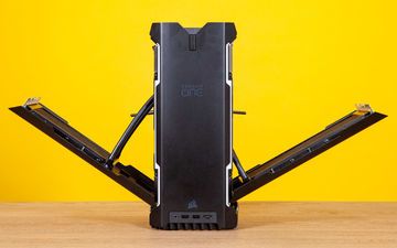 Corsair One i160 test par Tom's Hardware