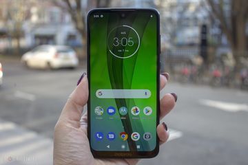 Motorola Moto G7 Review: 17 Ratings, Pros and Cons