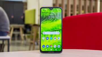 Motorola Moto G7 Plus test par ExpertReviews