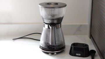 DeLonghi Review: 5 Ratings, Pros and Cons