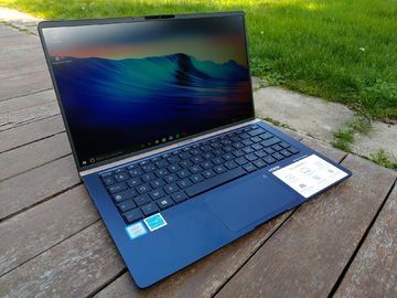 Asus ZenBook 13 test par LeCafeDuGeek Asus ZenBook 13 test par LeCafeDuGeek
