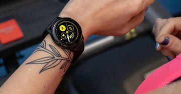 Samsung Galaxy Watch Active test par The Verge