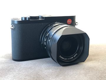 Leica Q2 Review