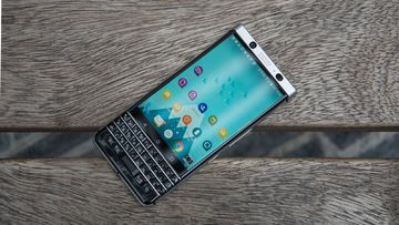 BlackBerry KeyOne reviewed by ExpertReviews
