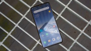 Xiaomi Mi 9 reviewed by ExpertReviews