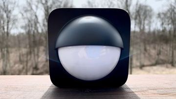 Philips Hue Outdoor Sensor reviewed by CNET USA Philips Hue Outdoor Sensor reviewed by CNET USA