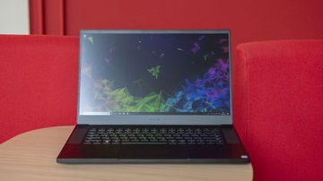 Razer Blade 15 test par ExpertReviews