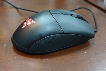 Razer Basilisk Essential test par Trusted Reviews