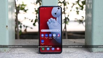 Samsung Galaxy S10e reviewed by Gadgets360