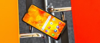 Samsung Galaxy M10 test par GSMArena