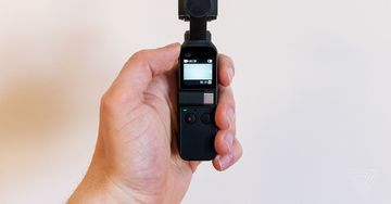 DJI Osmo Pocket test par The Verge DJI Osmo Pocket test par The Verge