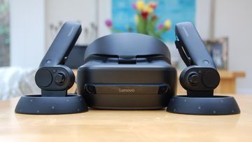 Lenovo Explorer reviewed by ExpertReviews