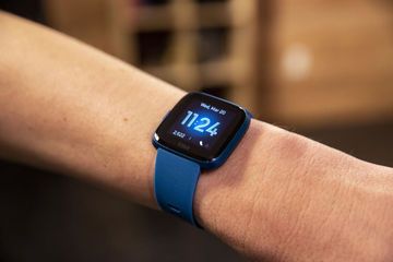 Fitbit Versa Lite test par PCWorld.com