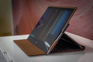 HP Spectre Folio test par PCWorld.com HP Spectre Folio test par PCWorld.com
