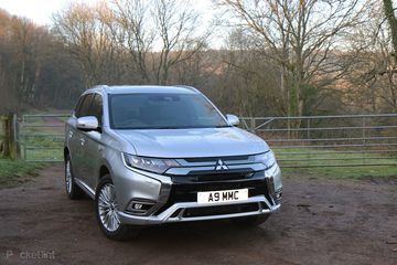 Mitsubishi Outlander test par Pocket-lint