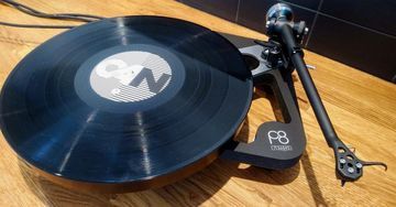 Rega Planar 8 test par Trusted Reviews