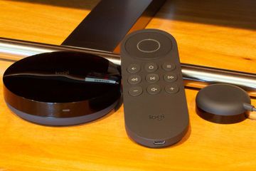 Logitech Harmony Express test par PCWorld.com Logitech Harmony Express test par PCWorld.com