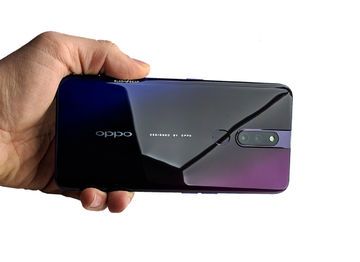 Oppo F11 Pro test par SlashGear