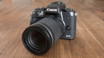 Canon EOS M5 test par ExpertReviews