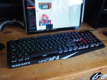 Test Mad Catz Strike 4