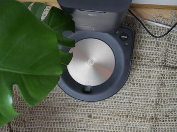 Test iRobot Roomba S9