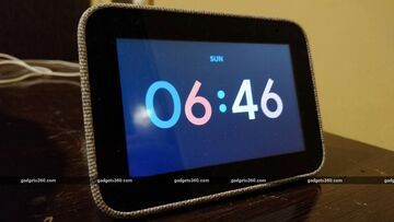 Lenovo Smart Clock test par Gadgets360 Lenovo Smart Clock test par Gadgets360