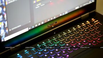 Lenovo Legion Y740 test par Gadgets360 Lenovo Legion Y740 test par Gadgets360