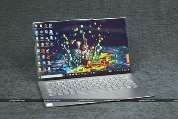 Lenovo Yoga S940 Review: 4 Ratings, Pros and Cons