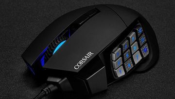 Corsair Scimitar RGB test par GamesRadar