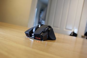 Corsair Ironclaw RGB test par Trusted Reviews