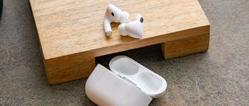 Apple AirPods Pro Review: 32 Ratings, Pros and Cons