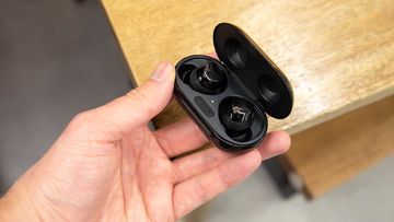 Samsung Galaxy Buds Plus reviewed by ExpertReviews