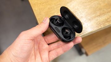 Samsung Galaxy Buds Plus test par ExpertReviews