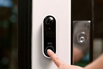 Netgear Arlo Video Doorbell test par DigitalTrends