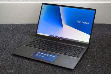 Asus ZenBook Flip 15 test par Pocket-lint