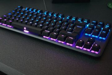 Fnatic Gear Ministreak test par Windows Central Fnatic Gear Ministreak test par Windows Central