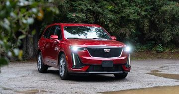 Cadillac XT6 Review: 3 Ratings, Pros and Cons