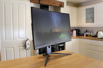 MSI Optix MAG272CQR reviewed by Trusted Reviews MSI Optix MAG272CQR reviewed by Trusted Reviews