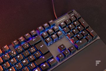SteelSeries Apex 5 test par FrAndroid SteelSeries Apex 5 test par FrAndroid