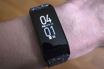 Fitbit Charge 4 reviewed by PCWorld.com