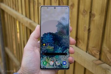 Samsung Galaxy S10 Lite test par Pocket-lint Samsung Galaxy S10 Lite test par Pocket-lint