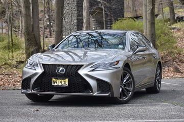 Lexus LS 500 testé par DigitalTrends Lexus LS 500 testé par DigitalTrends