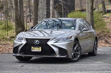 Lexus LS 500 test par DigitalTrends