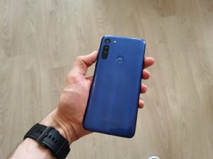 Motorola Moto G8 testé par Trusted Reviews Motorola Moto G8 testé par Trusted Reviews