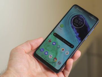 Motorola Moto G8 test par Stuff