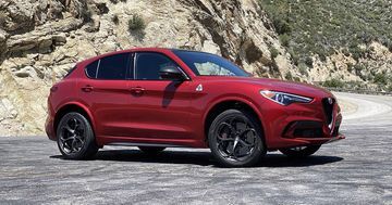 Alfa Romeo Stelvio test par CNET USA